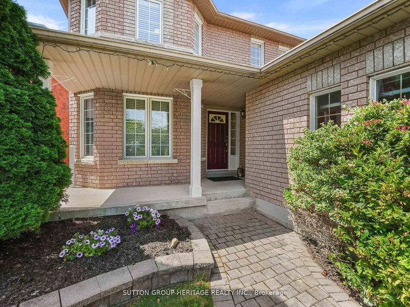Image of home for listing MLS® E13843516