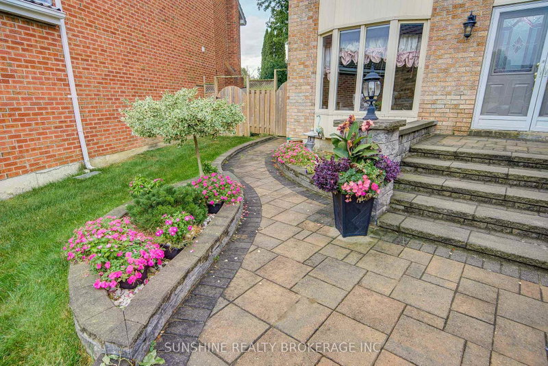 Image of home for listing MLS® E13852906