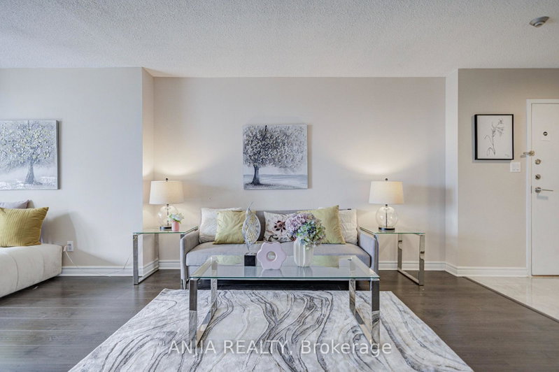 Image of home for listing MLS® E13874802