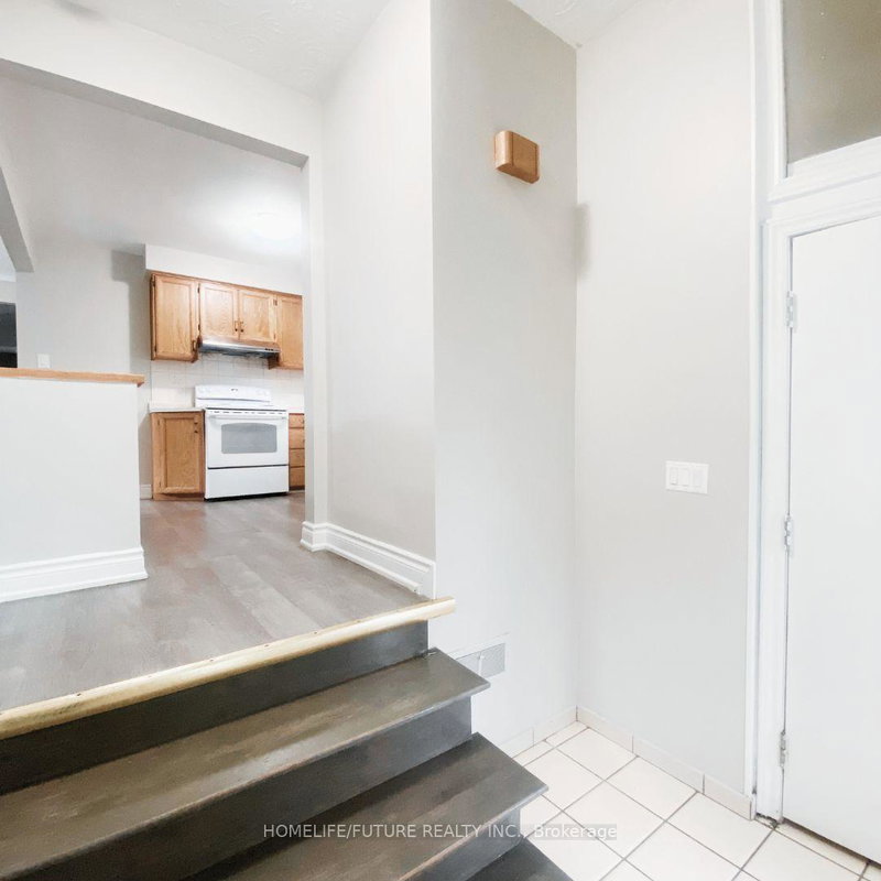 Image of home for listing MLS® E13885102