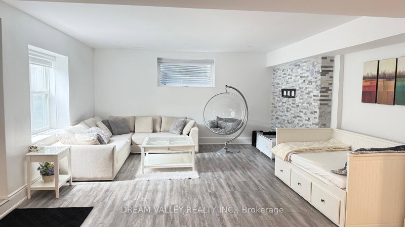 Image of home for listing MLS® E13885872