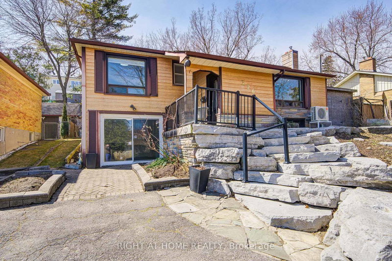 Image of home for listing MLS® E13906476