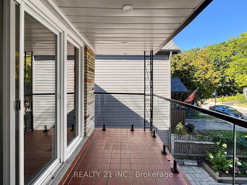 Image 3 of listing MLS® E14087352