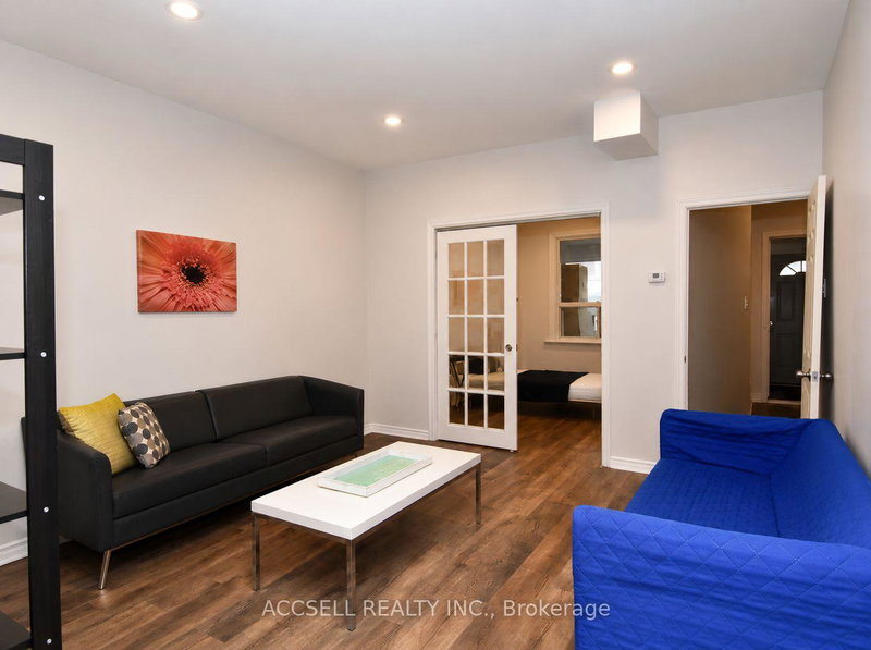Image 3 of listing MLS® E14087628