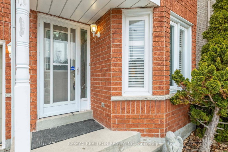 Image of home for listing MLS® N12931218