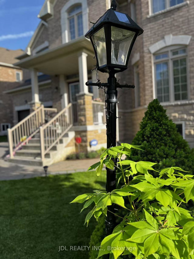 Image of home for listing MLS® N12937480