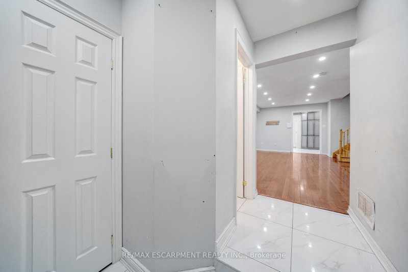 Image of home for listing MLS® N12964838