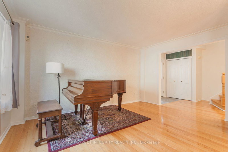 Image of home for listing MLS® N13810178