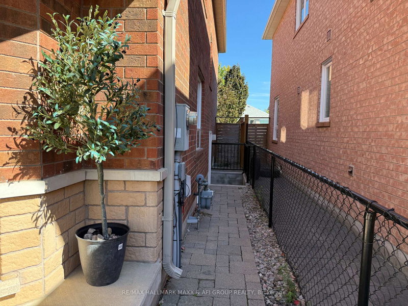 Image of home for listing MLS® N13817376