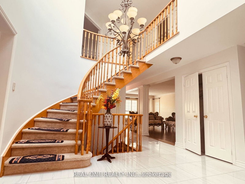 Image of home for listing MLS® N13837636