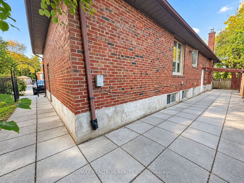 Image of home for listing MLS® N13862338
