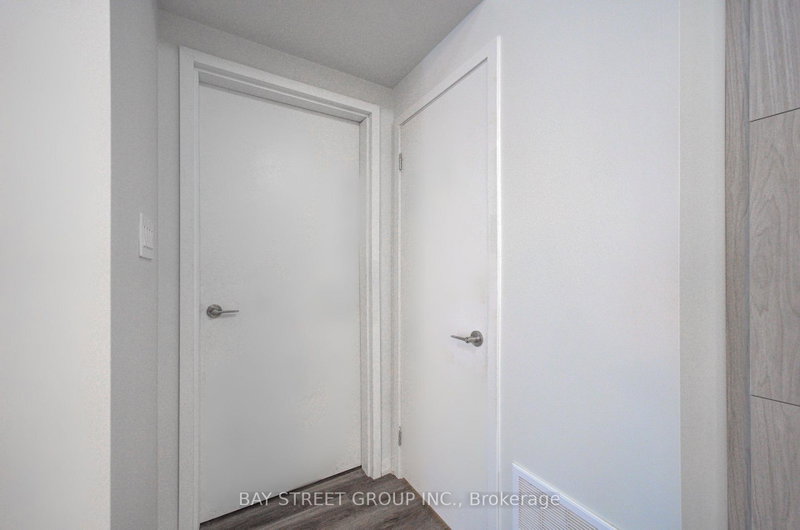 Image of home for listing MLS® N13874372