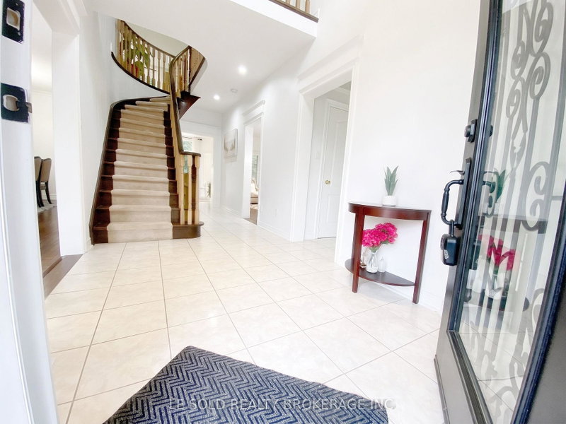 Image of home for listing MLS® N13884250