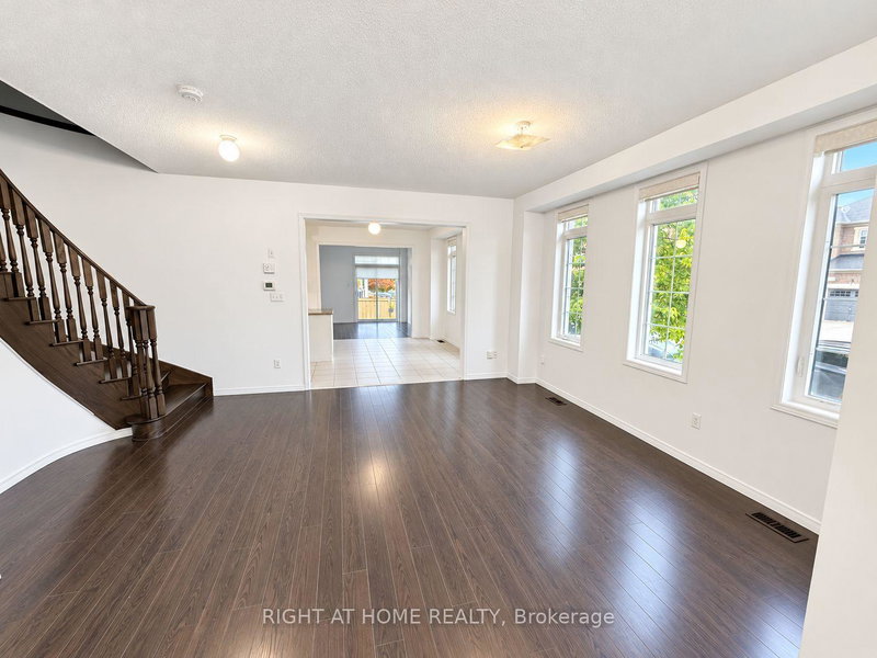 Image of home for listing MLS® N14008180