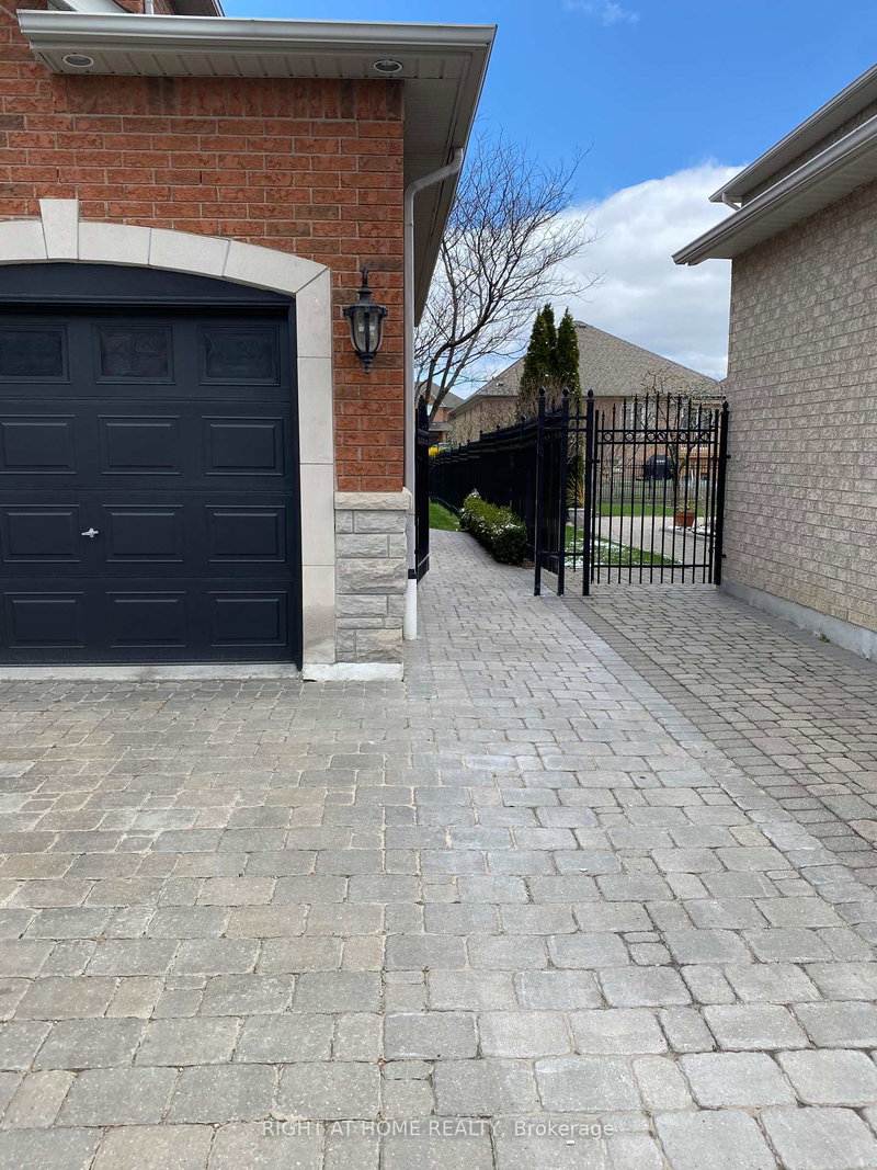 Image of home for listing MLS® N14030578