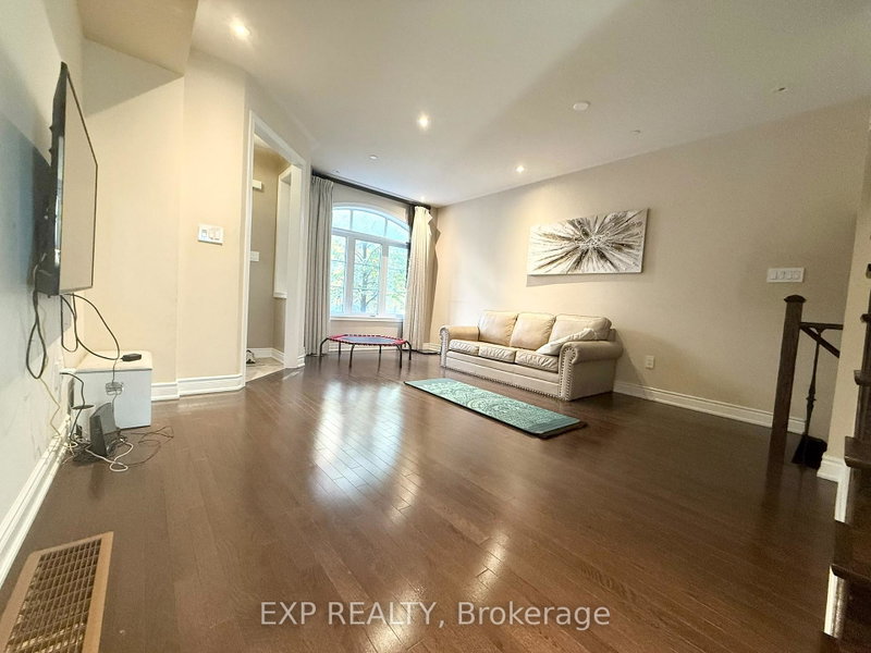 Image of home for listing MLS® N14091312