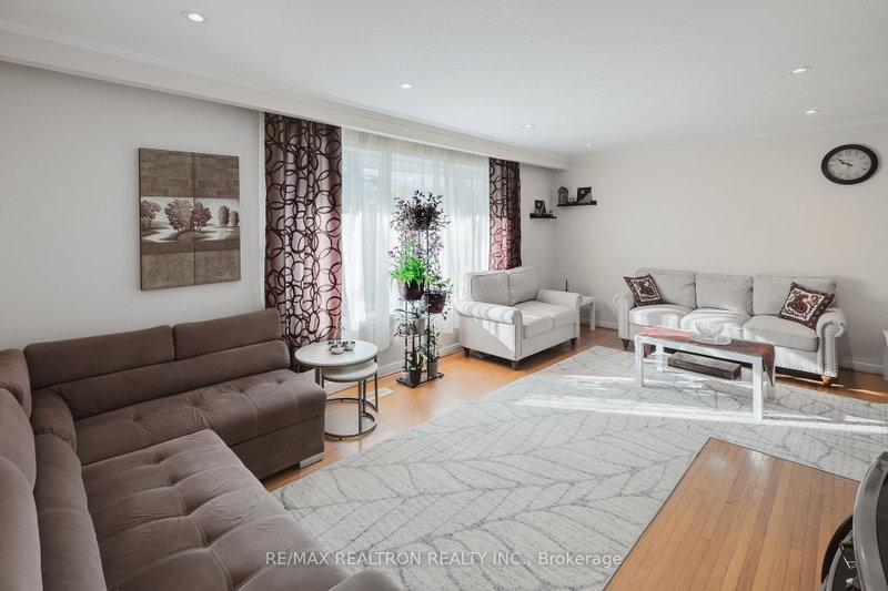 Image of home for listing MLS® N14102120