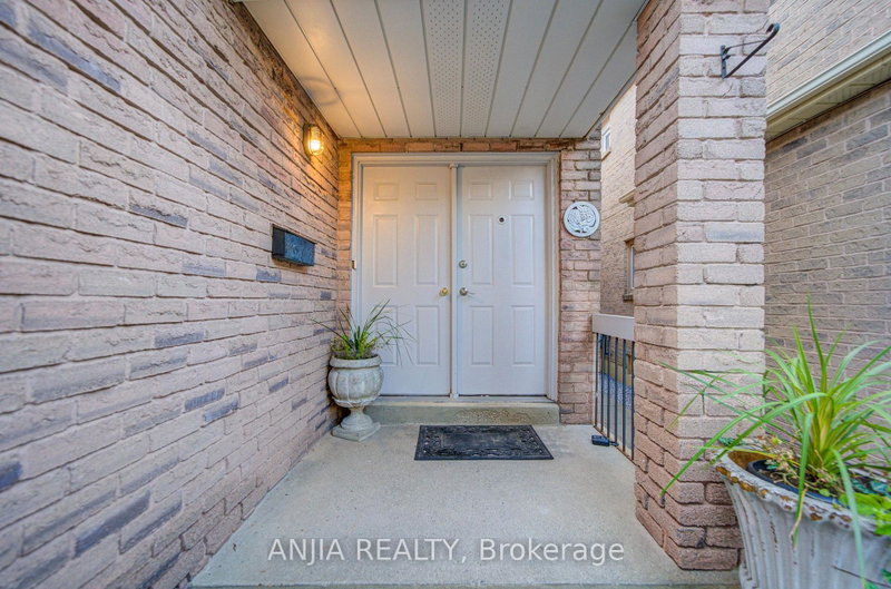 Image of home for listing MLS® N14110538