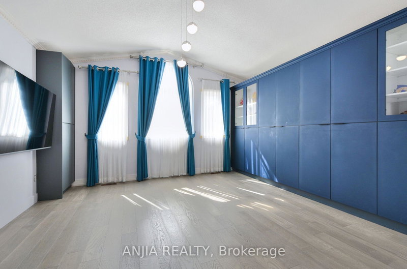 Image of home for listing MLS® N14110706