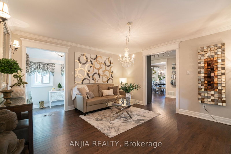 Image of home for listing MLS® N14122106