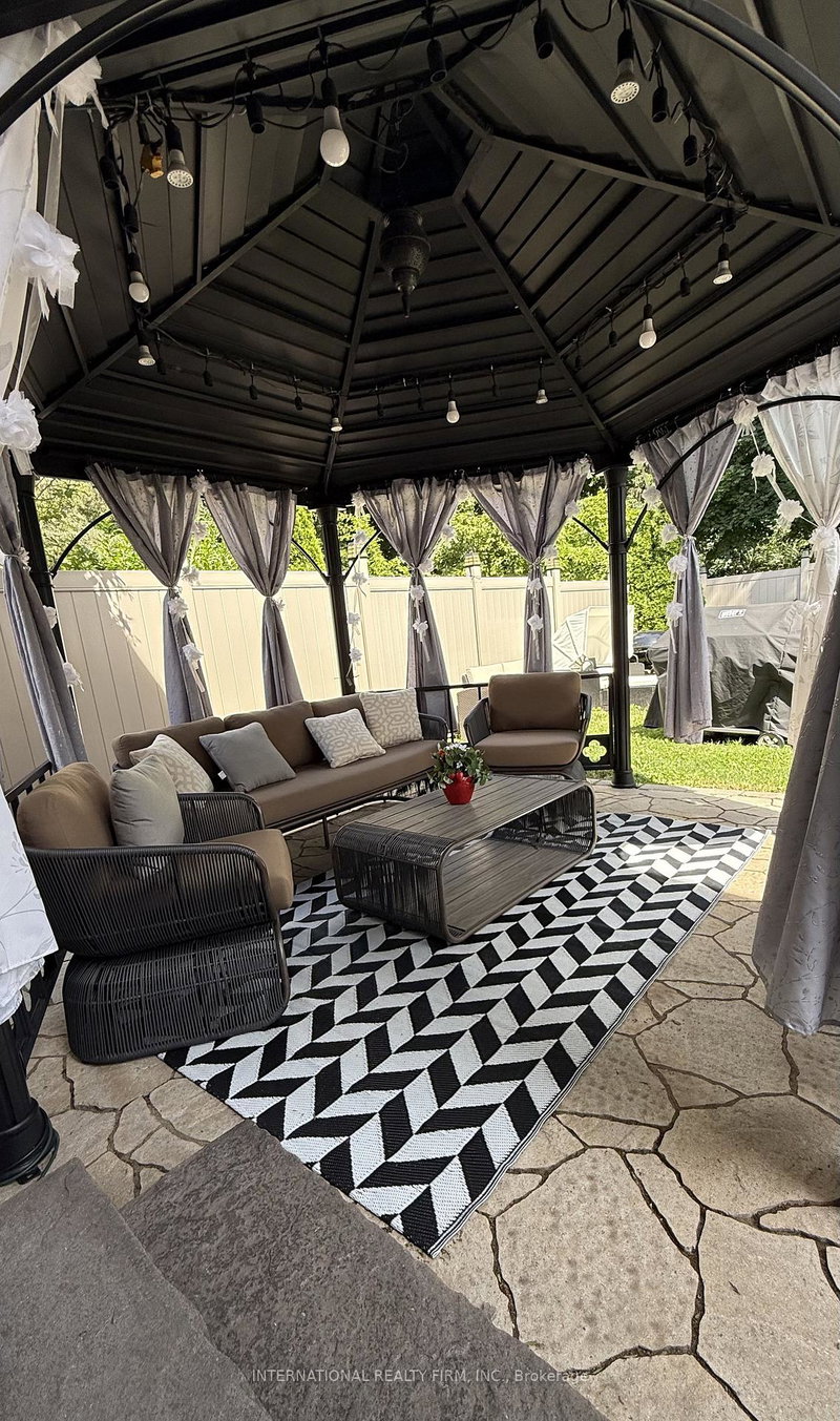 Image of home for listing MLS® W12629026