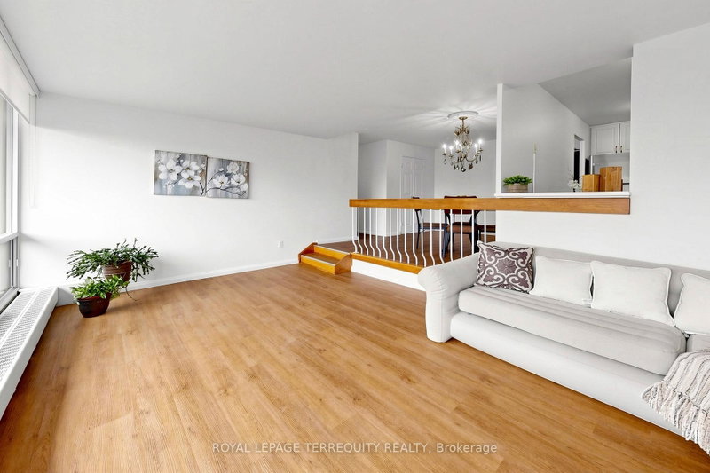 Image of home for listing MLS® W13028024