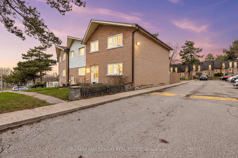 Image of home for listing MLS® W13033208