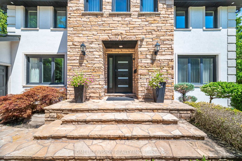 Image of home for listing MLS® W13513774