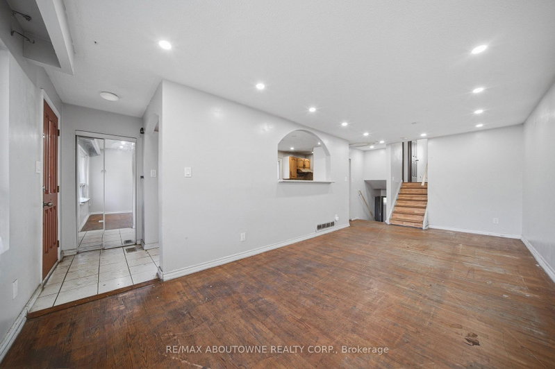 Image of home for listing MLS® W13556364