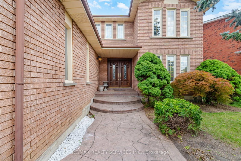 Image of home for listing MLS® W13661010