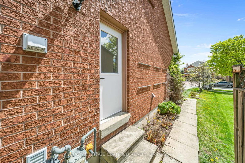 Image of home for listing MLS® W13675800