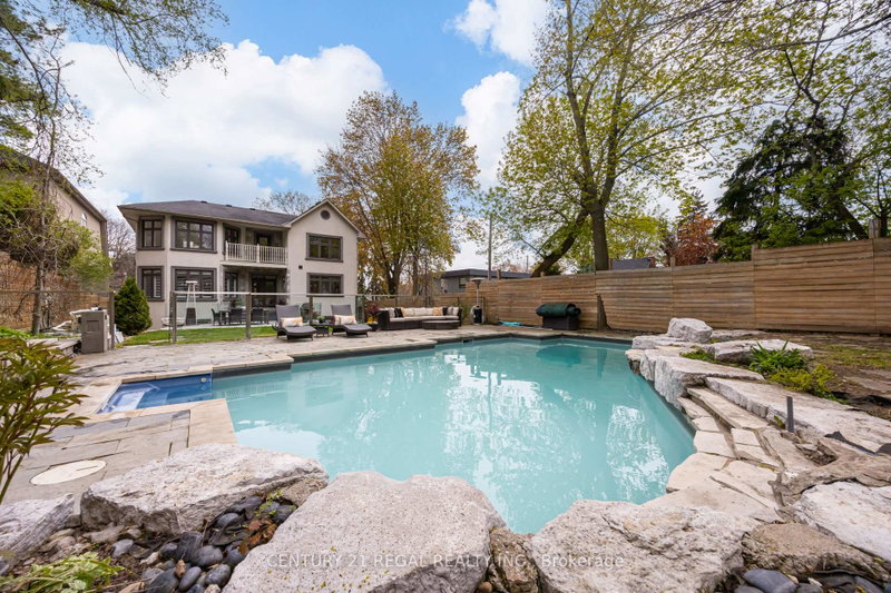 Image of home for listing MLS® W13763112
