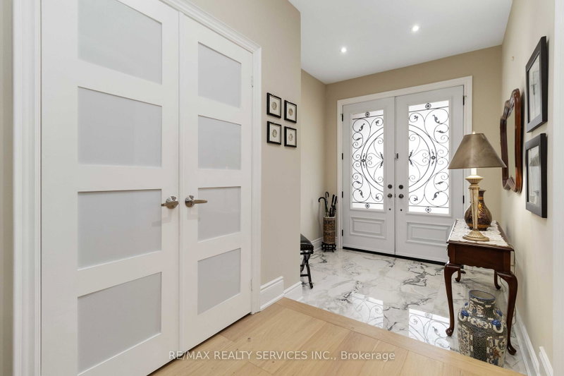 Image of home for listing MLS® W13782268