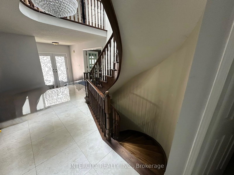 Image of home for listing MLS® W13794260