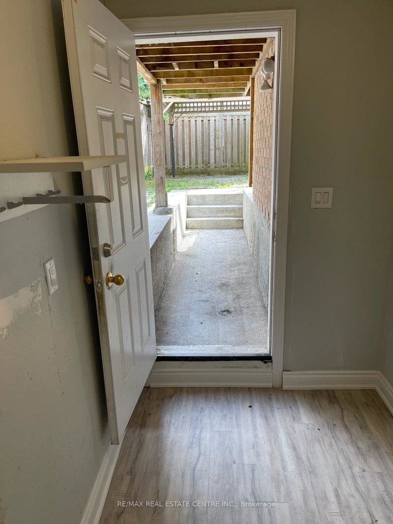 Image of home for listing MLS® W13800614