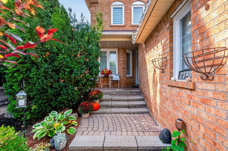 Image of home for listing MLS® W13801022