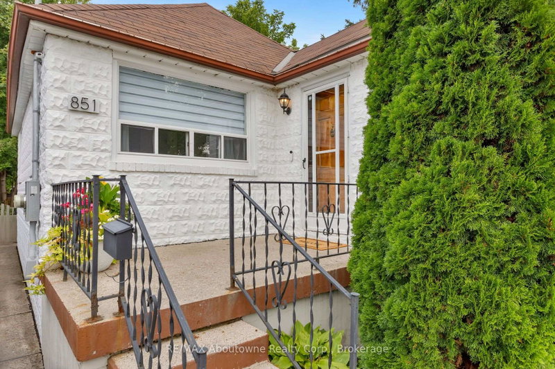 Image of home for listing MLS® W13801900