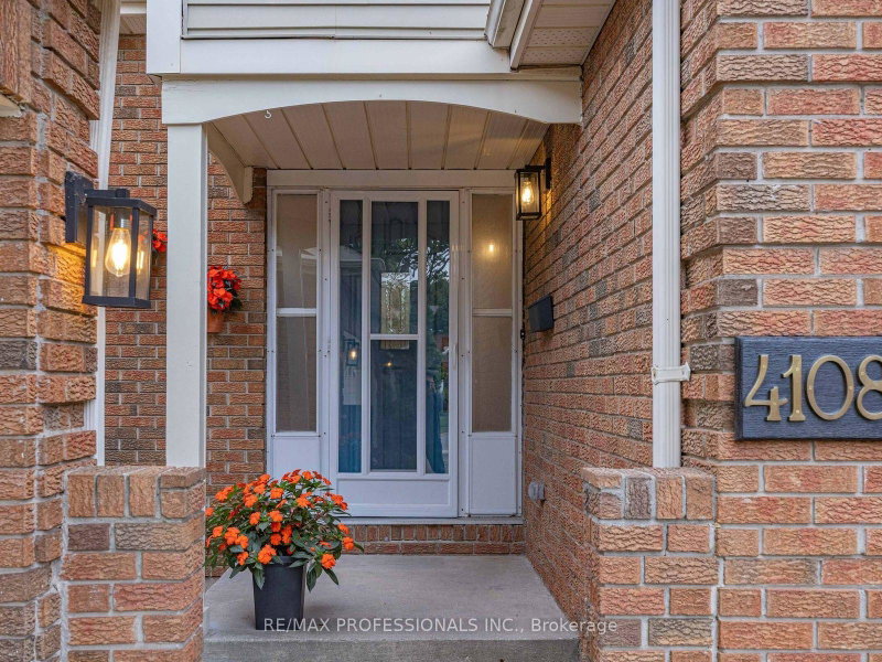 Image of home for listing MLS® W13811662