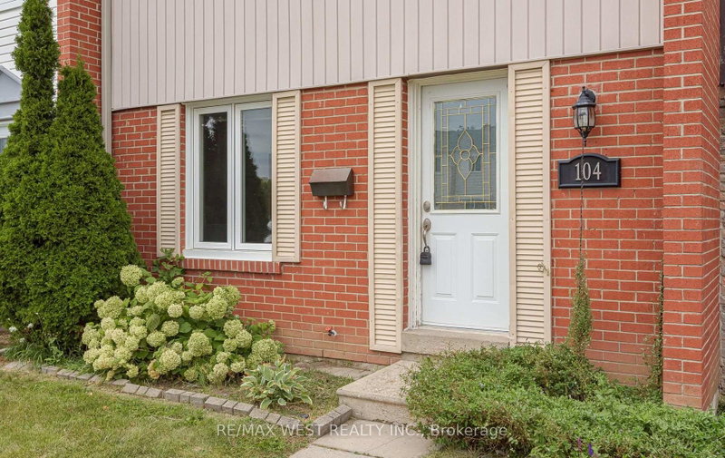 Image of home for listing MLS® W13816302