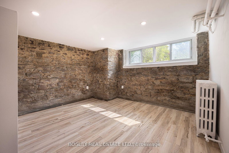 Image of home for listing MLS® W13820672