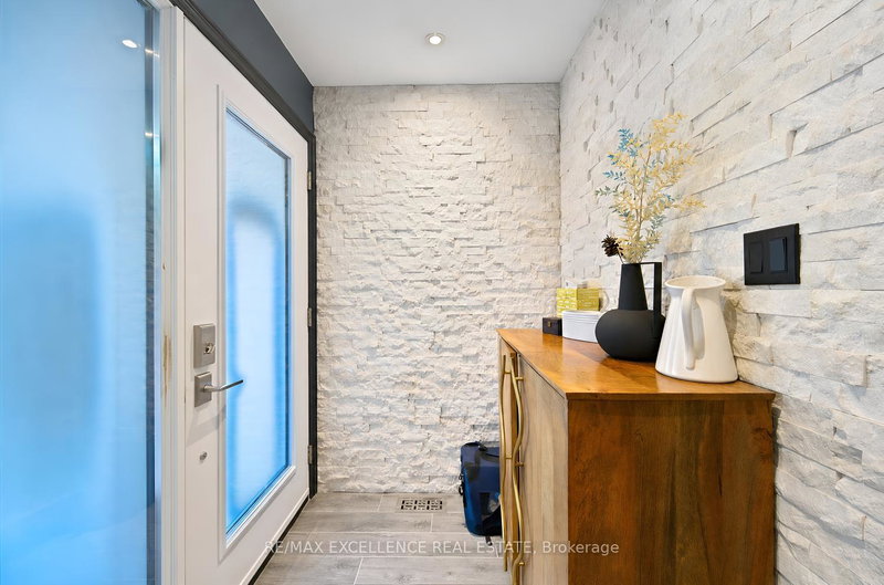 Image of home for listing MLS® W13822940