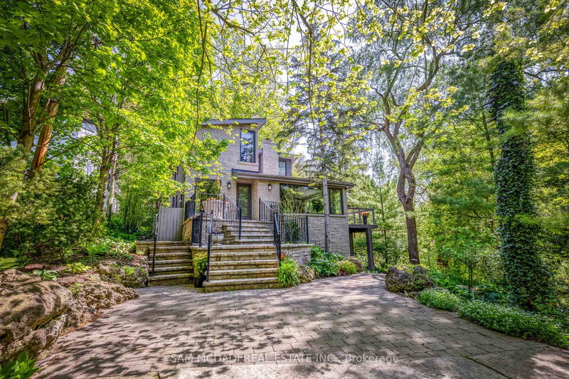 Image of home for listing MLS® W13825940