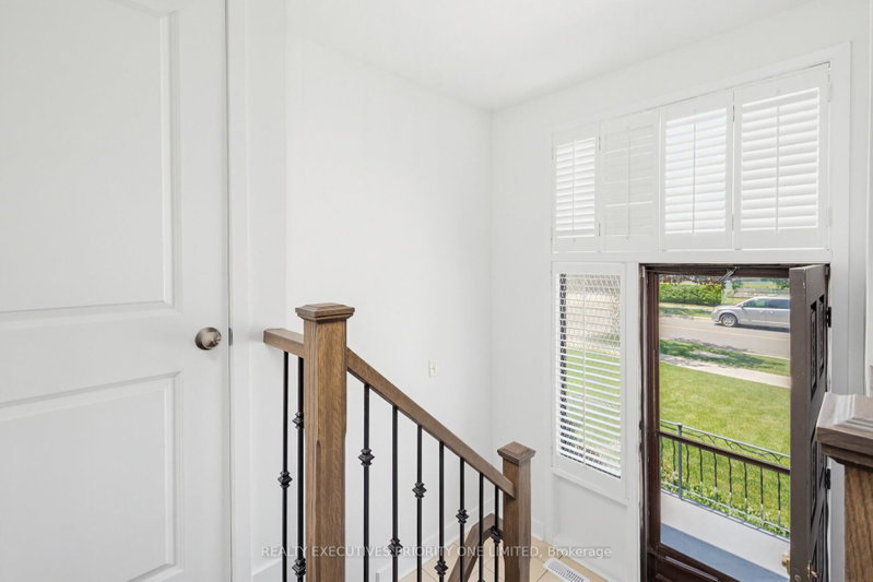 Image of home for listing MLS® W13833768