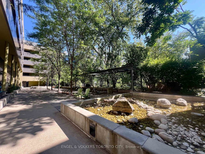 Image of home for listing MLS® W13851794