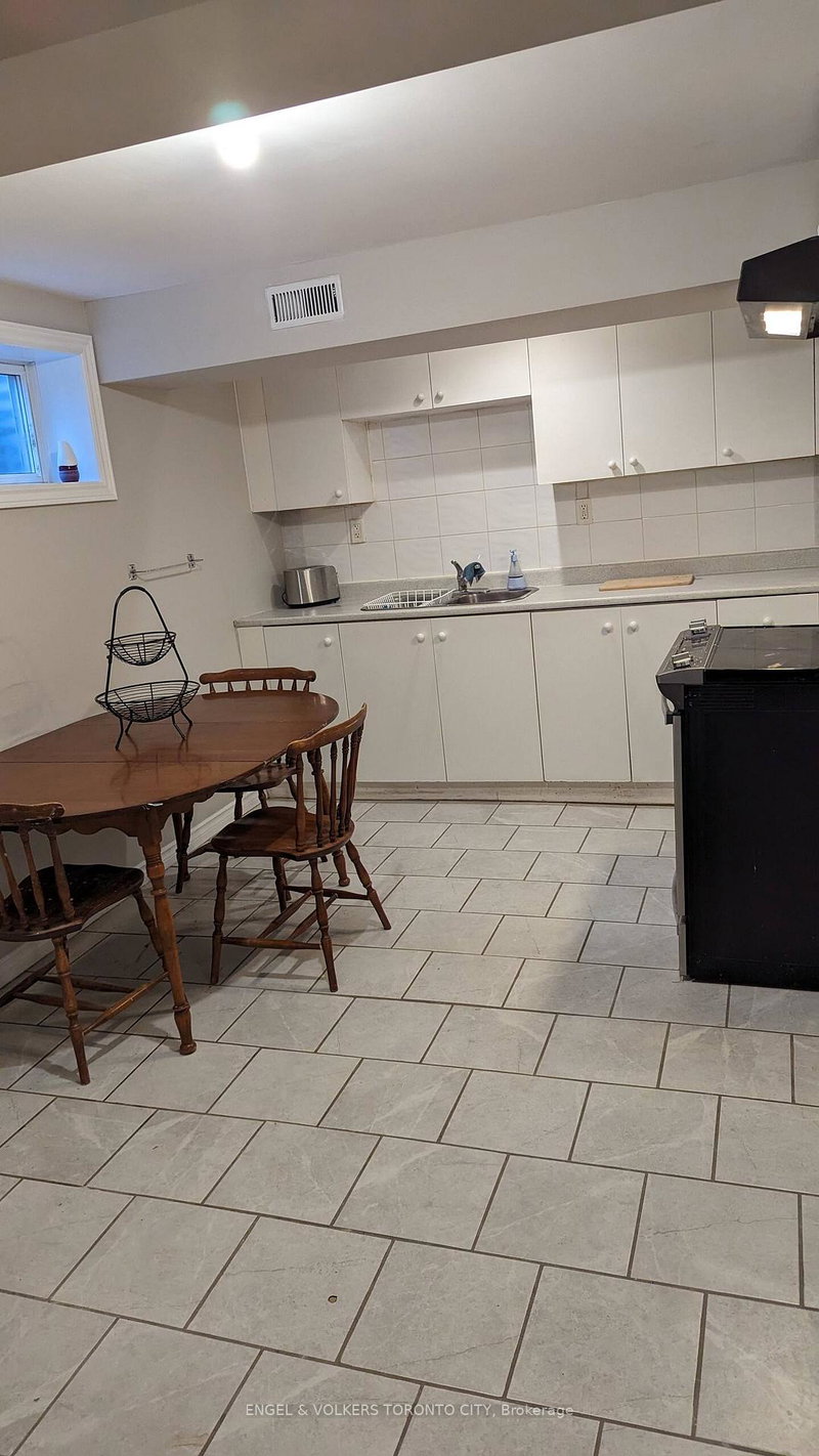 Image of home for listing MLS® W13851832