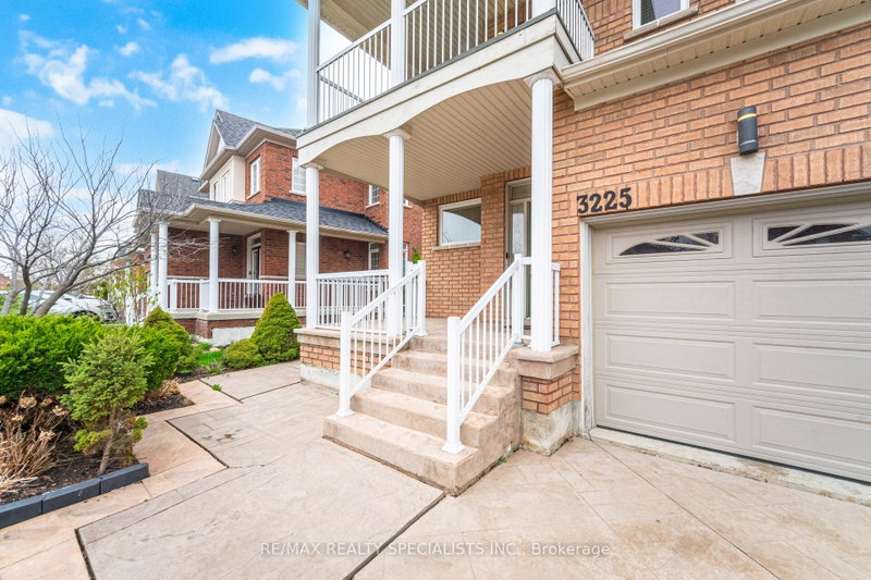 Image of home for listing MLS® W13852144