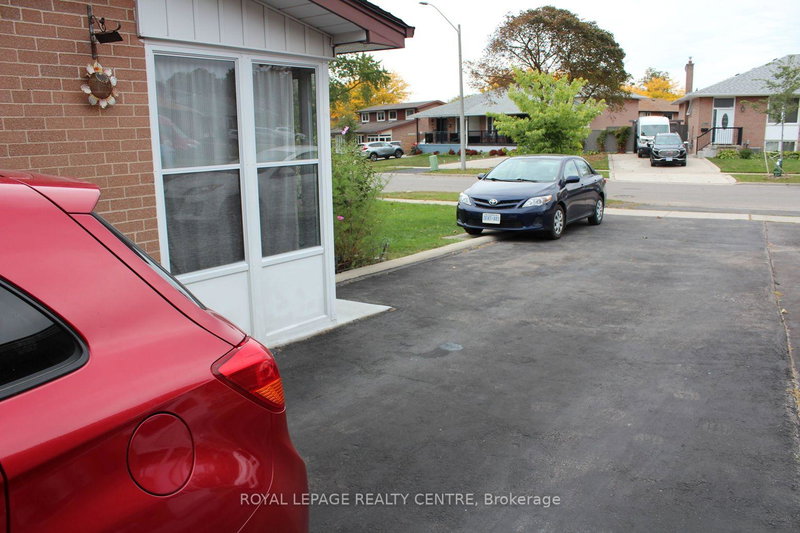Image of home for listing MLS® W13854304