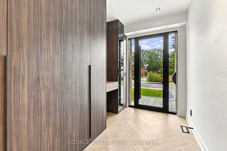 Image of home for listing MLS® W13857704