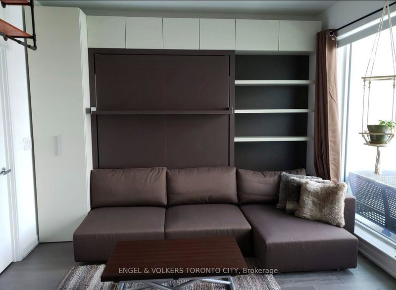 Image of home for listing MLS® W13857880