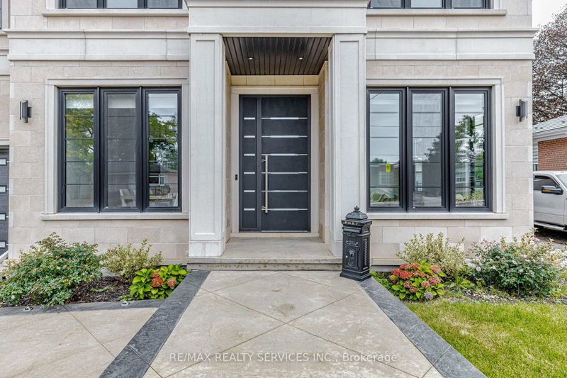 Image of home for listing MLS® W13859760